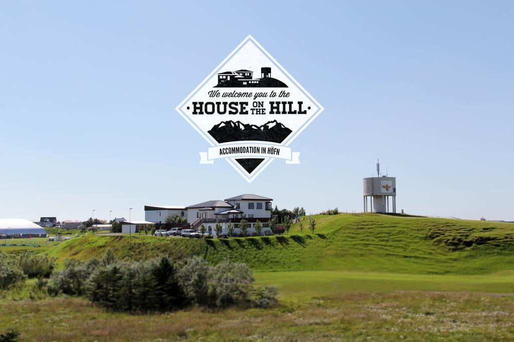 House On The Hill Hotel Hofn Exterior photo